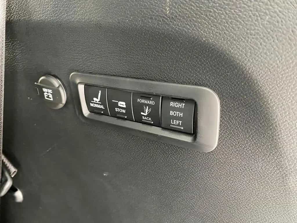 Chrysler Pacifica Limited 3,6 AWD|LEDER|S-PACK|1.HAND 08/2024-photo-33