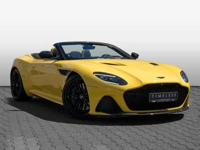 Aston Martin DBS Volante Frosted Glass Yellow Carbon 09/2022-photo-1