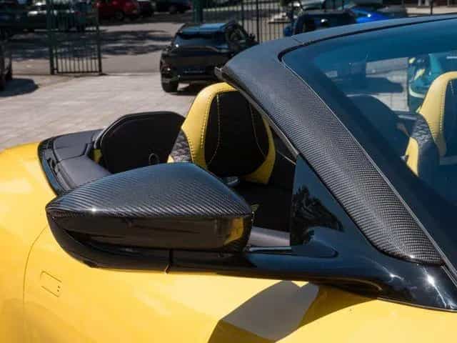Aston Martin DBS Volante Frosted Glass Yellow Carbon 09/2022-photo-28