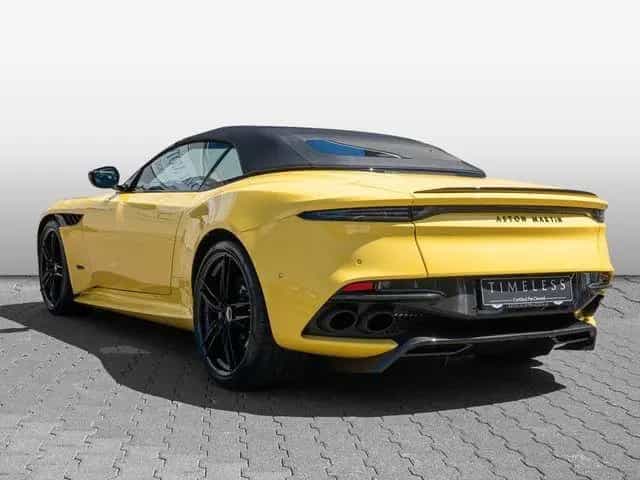 Aston Martin DBS Volante Frosted Glass Yellow Carbon 09/2022-photo-5
