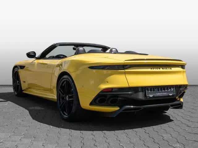 Aston Martin DBS Volante Frosted Glass Yellow Carbon 09/2022-photo-7