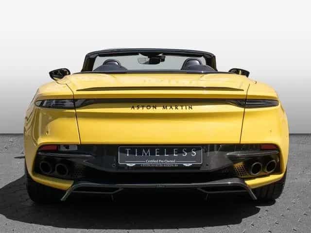 Aston Martin DBS Volante Frosted Glass Yellow Carbon 09/2022-photo-8