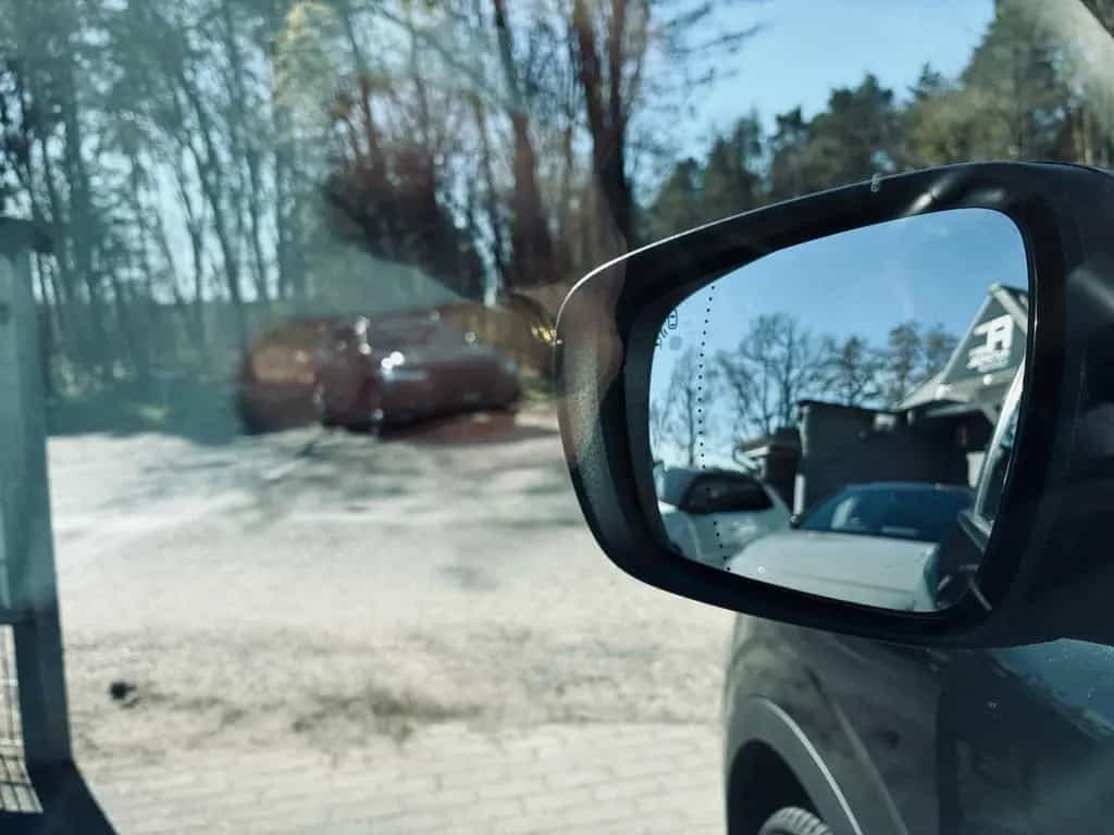 Renault Kadjar Crossborder 1.6+Leder+Kamera+SHZ+BOSE+FSH 03/2017-photo-17