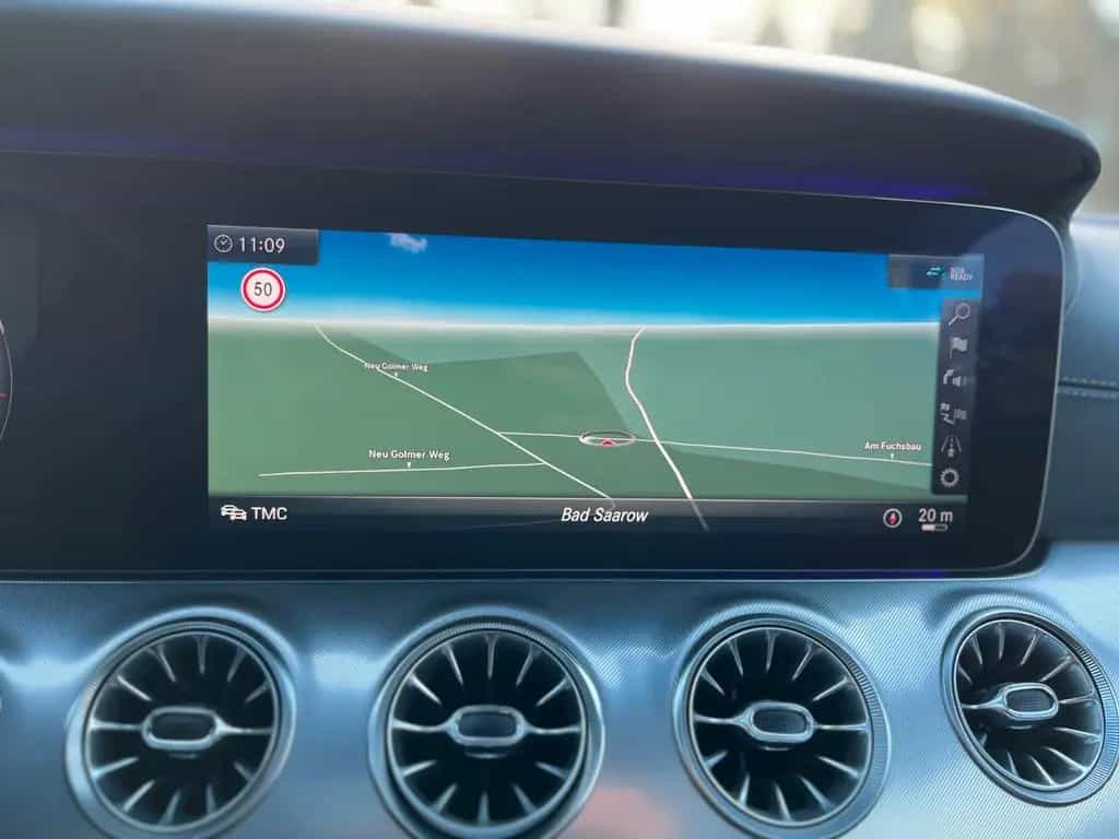 Mercedes-Benz E 400 Coupe 4M AMG + Soft Close+ Widescreen+Pano 12/2017-photo-17