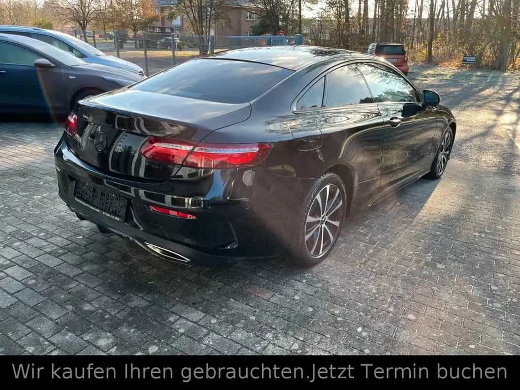 Mercedes-Benz E 400 Coupe 4M AMG + Soft Close+ Widescreen+Pano 12/2017-photo-4