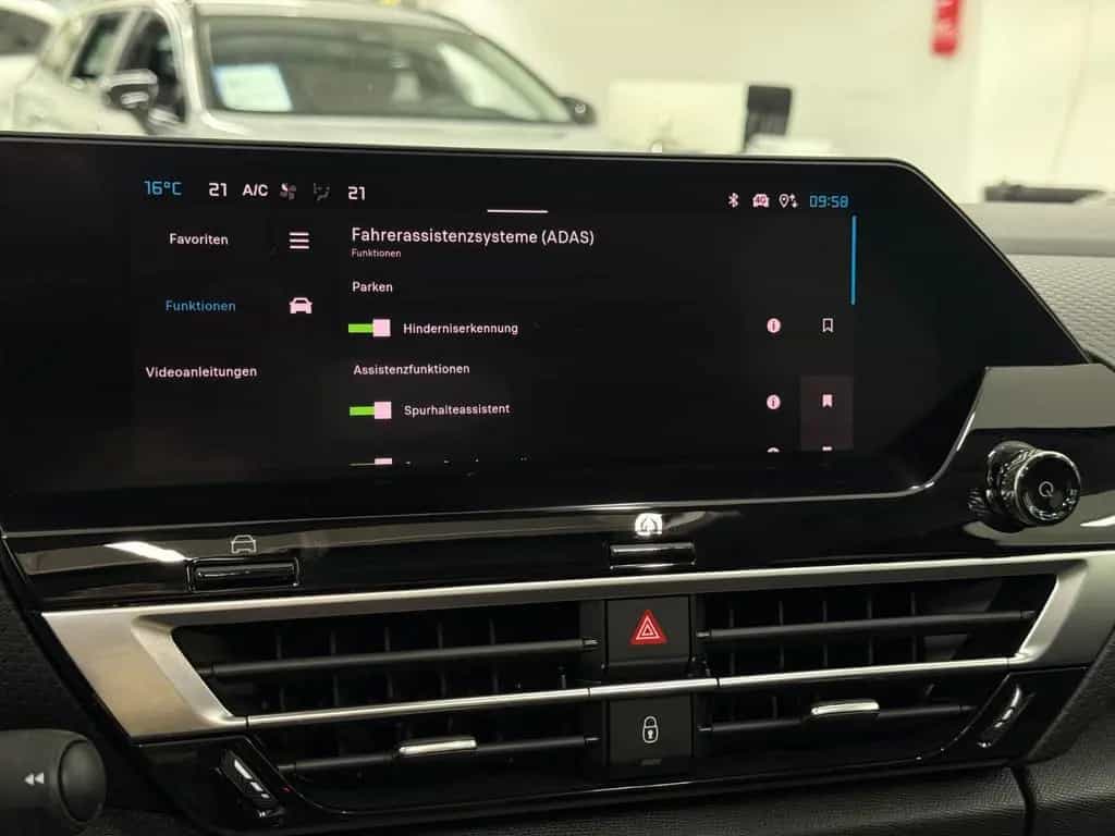 Citroën C4 Lim. Shine*Kamera*Carplay*Panoschiebedach*ACC 02/2024-photo-24
