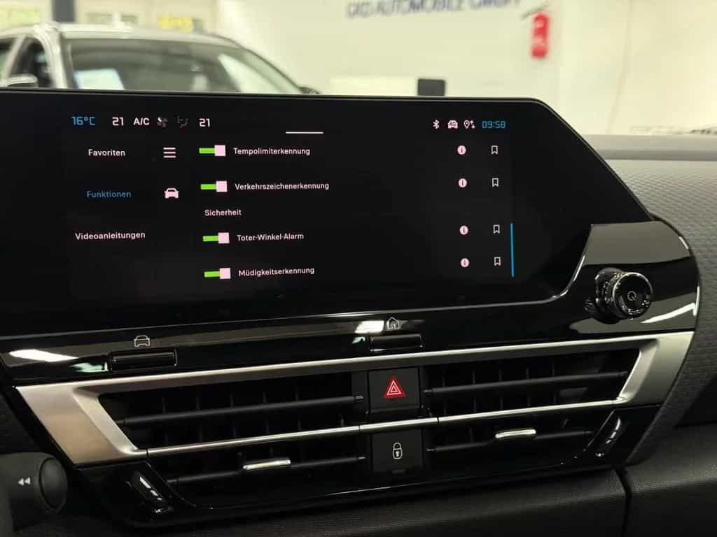 Citroën C4 Lim. Shine*Kamera*Carplay*Panoschiebedach*ACC 02/2024-photo-26