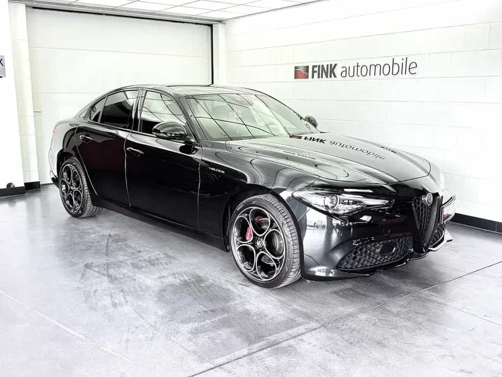 Alfa Romeo Giulia 2.0 Turbo Veloce Q4 1.Hand Carplay Xenon 06/2022-photo-0