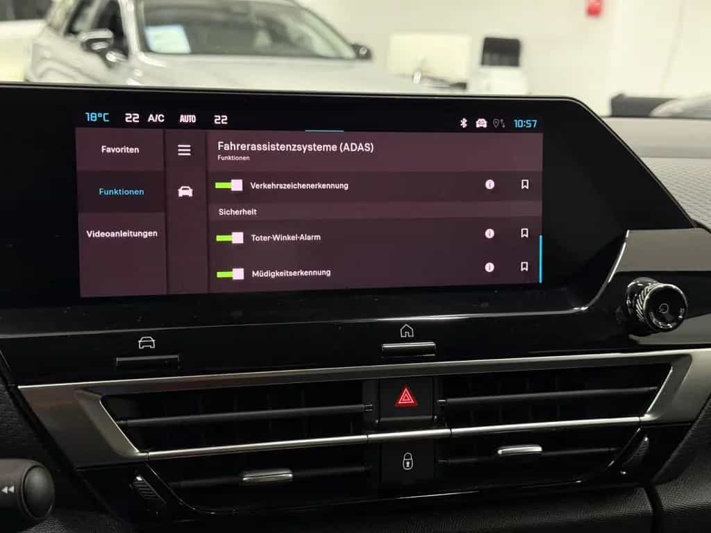 Citroën C4 Lim. Max*Kamera*HUD*Carplay*LED*ACC*Szh*Lzh 11/2023-photo-28