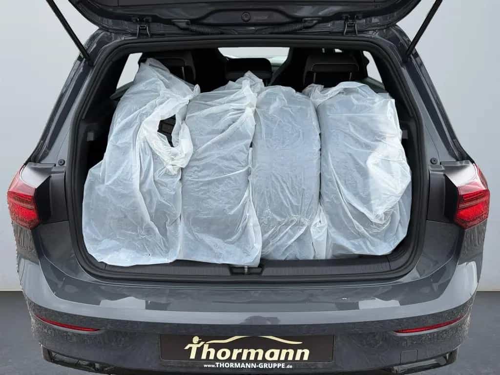Volkswagen Golf VIII 1.5 eTSI DSG Navi,Rückfahrkam.,Sitzhei 01/2021-photo-13