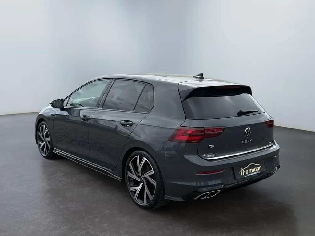 Volkswagen Golf VIII 1.5 eTSI DSG Navi,Rückfahrkam.,Sitzhei 01/2021-photo-3