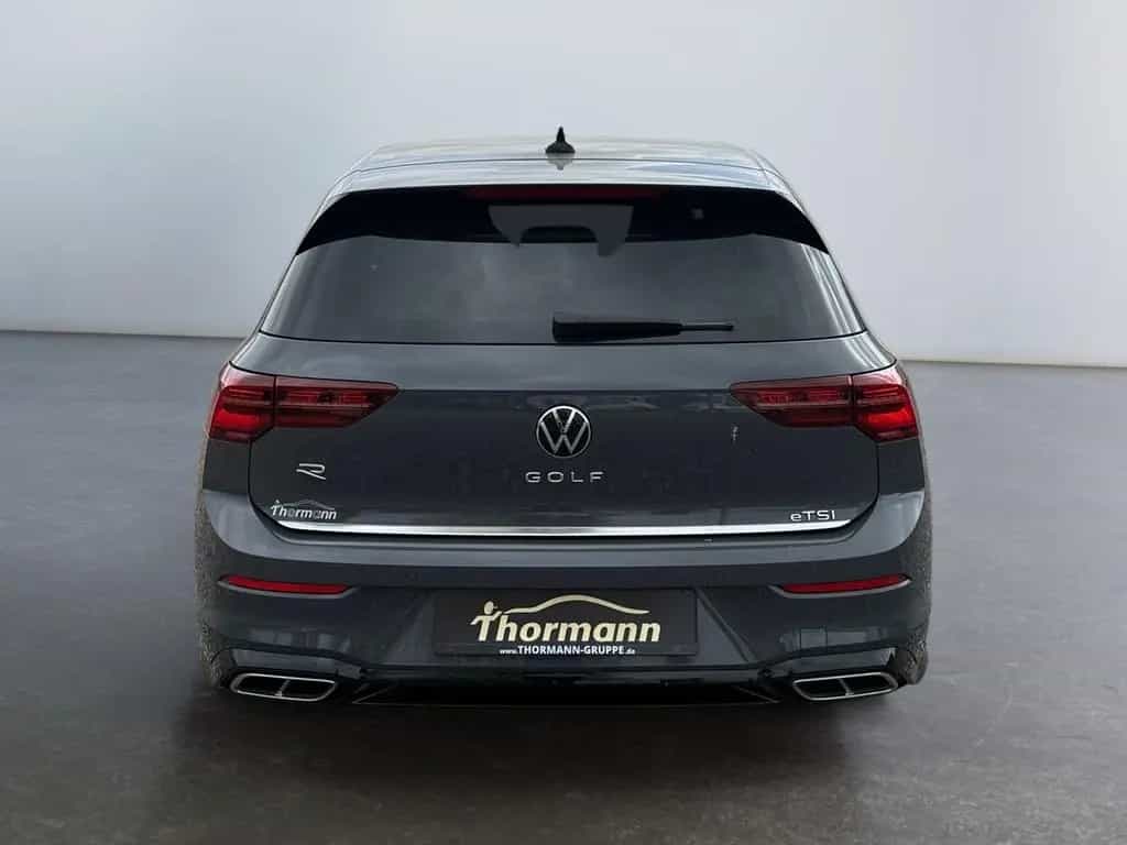 Volkswagen Golf VIII 1.5 eTSI DSG Navi,Rückfahrkam.,Sitzhei 01/2021-photo-4