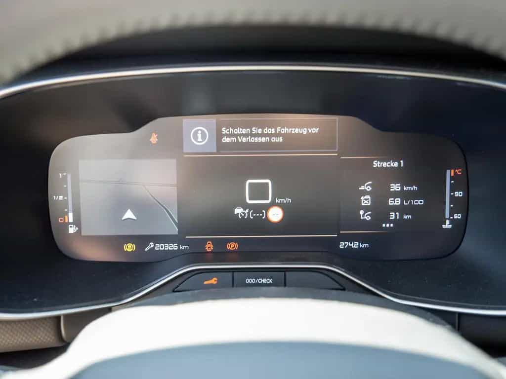 Citroën C5 Aircross 1.2 Plus NAVI W-LAN ACC FACEL. LED 01/2024-photo-14