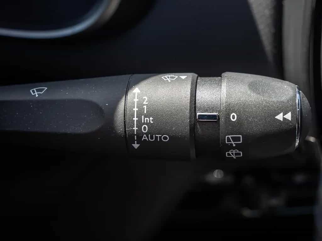 Citroën C5 Aircross 1.2 Plus NAVI W-LAN ACC FACEL. LED 01/2024-photo-15