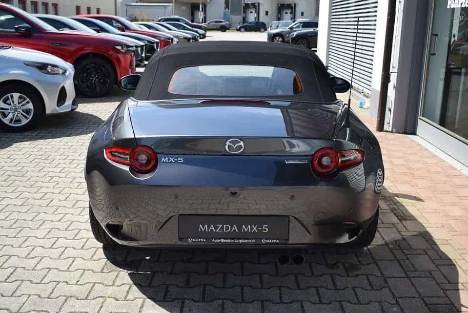 Mazda MX-5 2.0 184PS Exclusive-Line Bose Matrix-LED uv 09/2024-photo-12