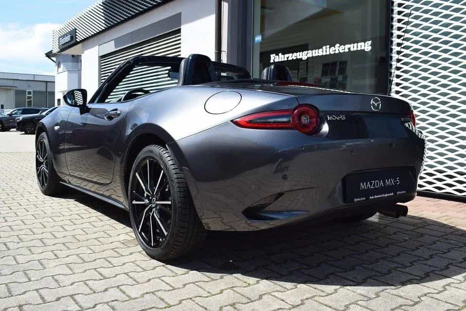 Mazda MX-5 2.0 184PS Exclusive-Line Bose Matrix-LED uv 09/2024-photo-26