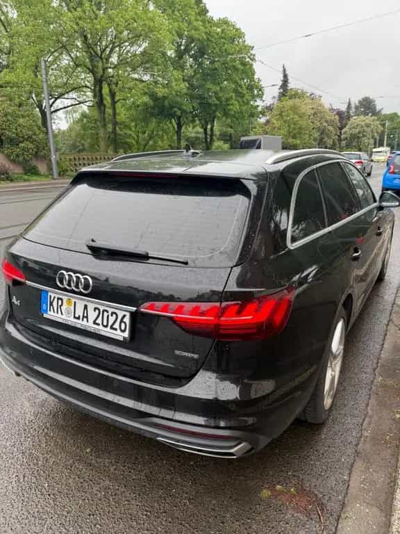 Audi A4 45 TFSI S tronic quattro Avant - 10/2019-photo-3
