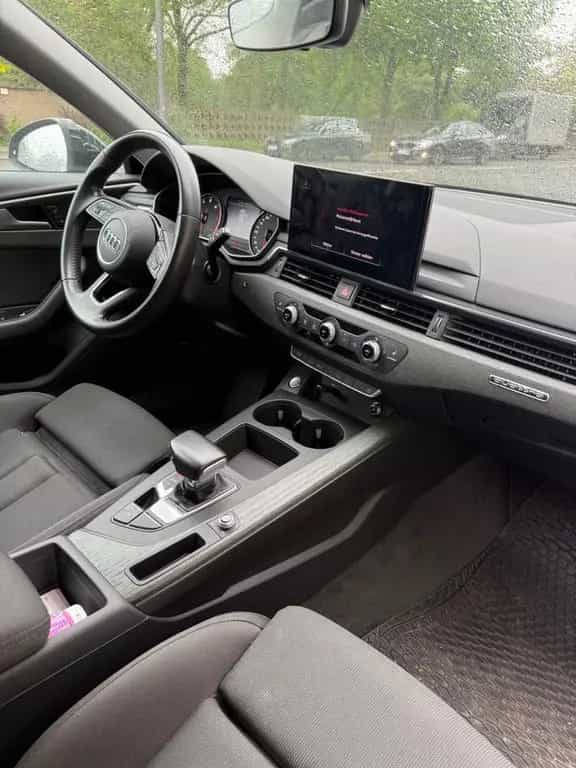 Audi A4 45 TFSI S tronic quattro Avant - 10/2019-photo-8