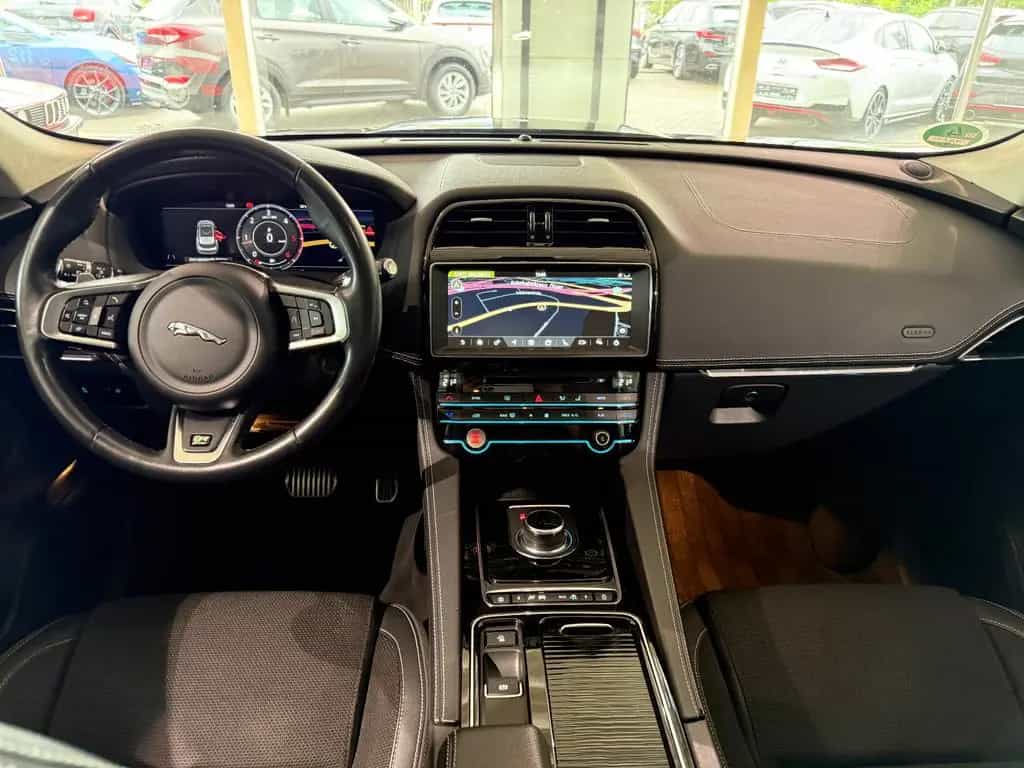 Jaguar F-Pace R-Sport AWD XENON LED SHZ PDC APP 08/2019-photo-15