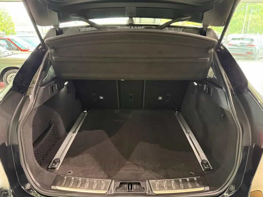 Jaguar F-Pace R-Sport AWD XENON LED SHZ PDC APP 08/2019-photo-21