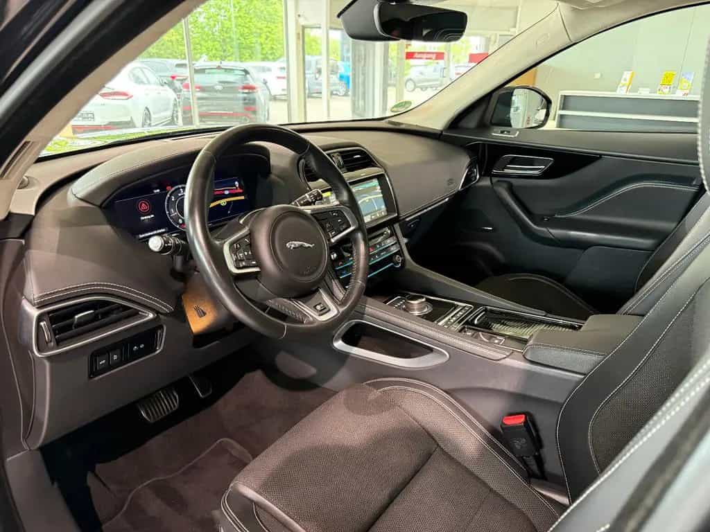 Jaguar F-Pace R-Sport AWD XENON LED SHZ PDC APP 08/2019-photo-8