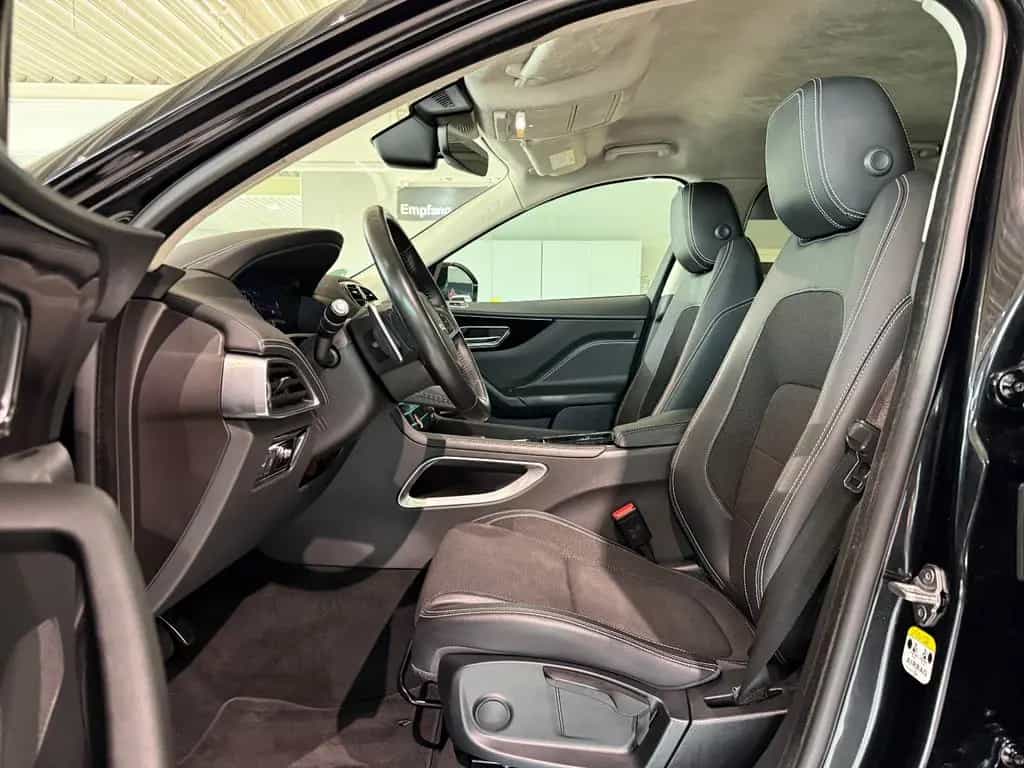Jaguar F-Pace R-Sport AWD XENON LED SHZ PDC APP 08/2019-photo-9