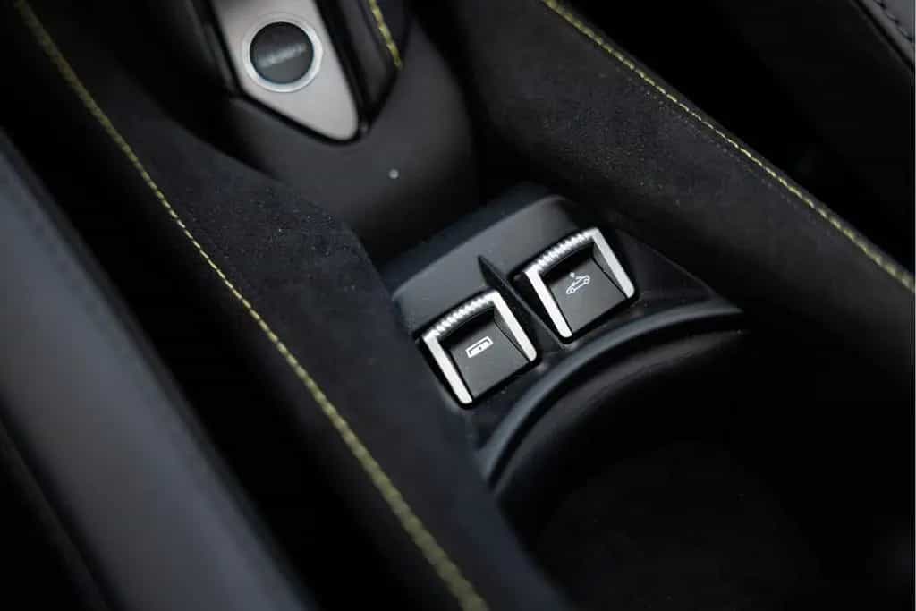 McLaren 720S Spider 4.0 V8 Performance | Volcano Blue | 10/2021-photo-30