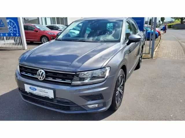 Volkswagen Tiguan Sound BMT Start-Stopp 1. Hand und Unfallf 03/2018-photo-1