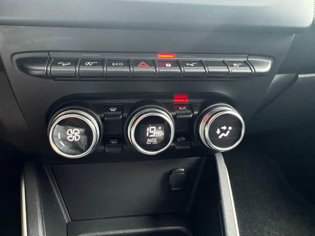 Dacia Duster II Prestige 4WD - Allrad - Nur 52799km ! 11/2019-photo-16