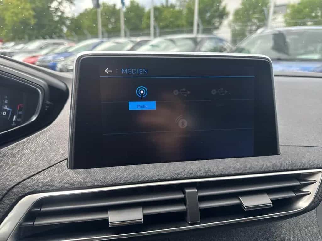 Peugeot 5008 Allure 1.2 PureTech 130 WR  7-Sitzer LED 02/2019-photo-16