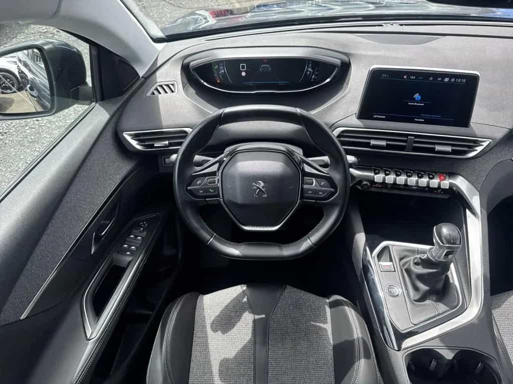Peugeot 5008 Allure 1.2 PureTech 130 WR  7-Sitzer LED 02/2019-photo-9
