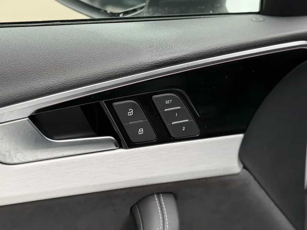 Audi A4 Av 50 TDI quatt. Sline ACC Side Navi RFK ViCo 12/2022-photo-16