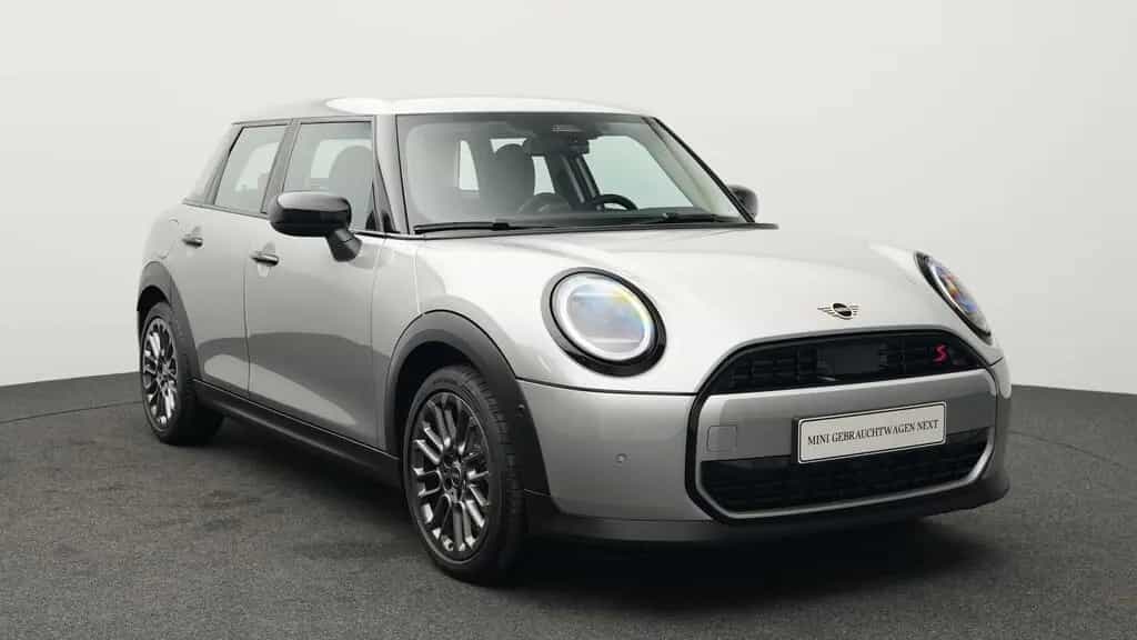 MINI Cooper S 5-Türer 12/2024-photo-1