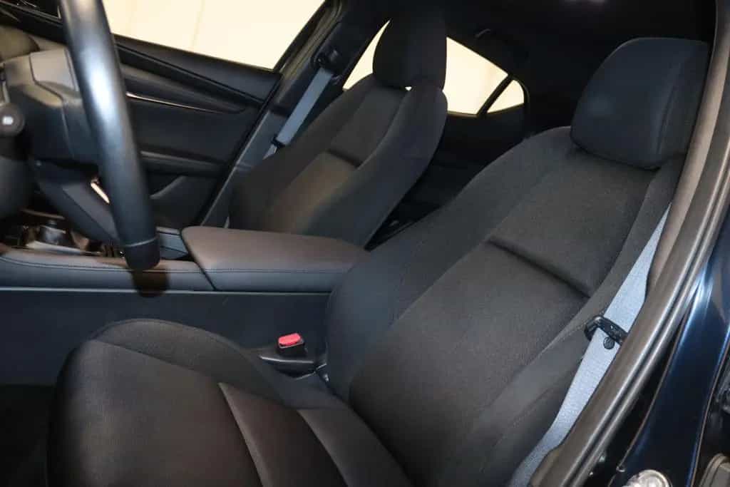 Mazda 3 2.0 SKYACTIVE-G M-Hybrid-NAV-LED-HUD-KAMERA- 10/2020-photo-6