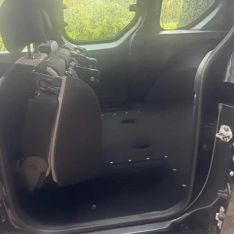 Dacia Dokker Stepway 102PS - 1,3L Turbo - Nur 64426km 12/2019-photo-23