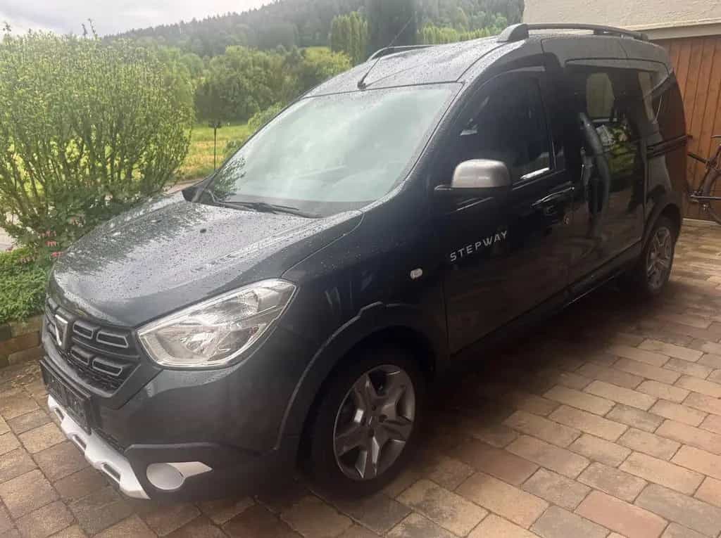 Dacia Dokker Stepway 102PS - 1,3L Turbo - Nur 64426km 12/2019-photo-4