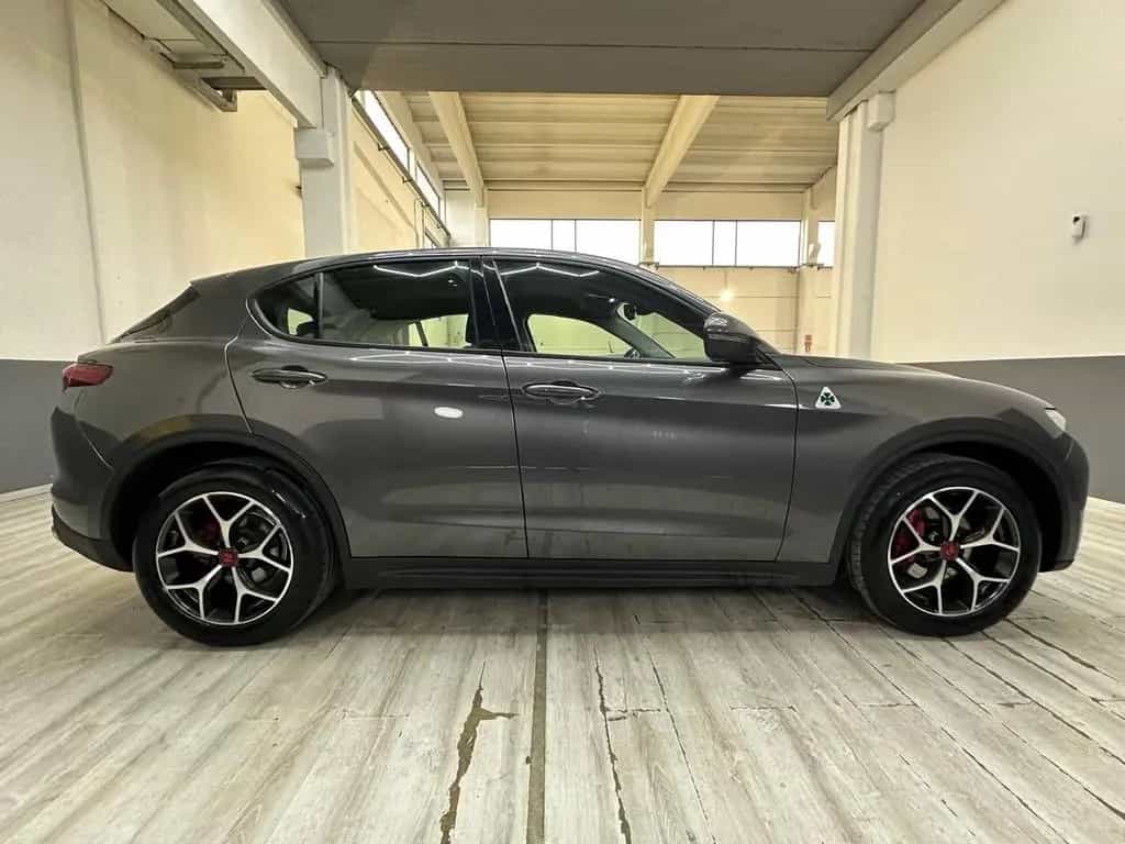Alfa Romeo Stelvio 2.2 Turbodiesel 190CV AT8 Q4 11/2020-photo-5