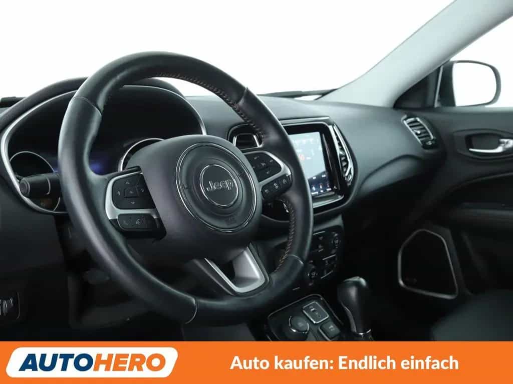 Jeep Compass 2.0 M-Jet Limited 4WD Aut*NAVI*XENON*ACC 12/2017-photo-10