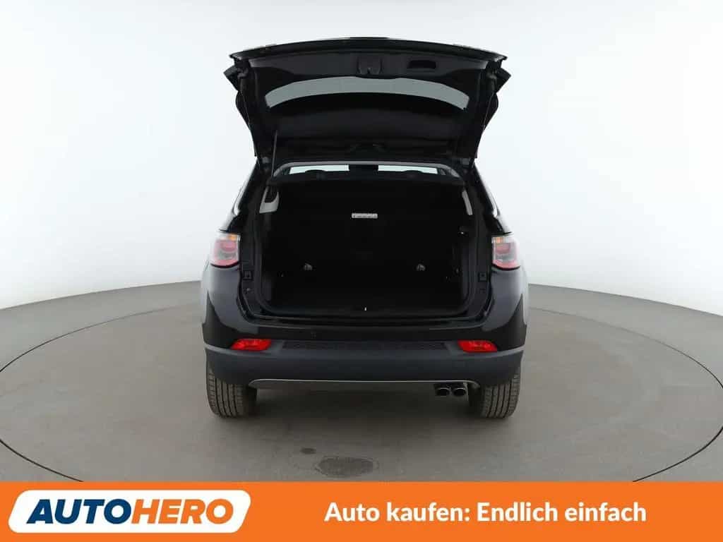 Jeep Compass 2.0 M-Jet Limited 4WD Aut*NAVI*XENON*ACC 12/2017-photo-16