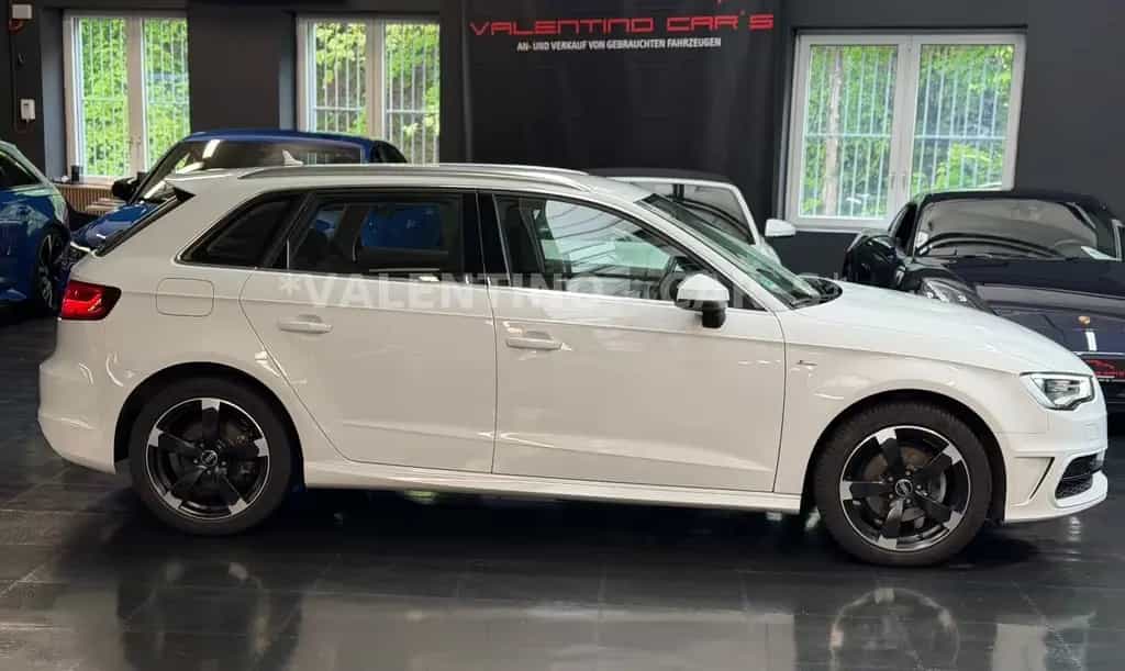 Audi A3 Sportback ultra S-Line/S-Tronic/Navi/BiXenon 03/2015-photo-2