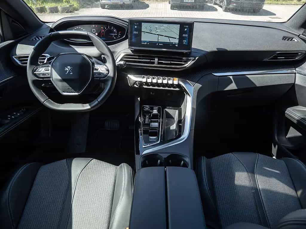 Peugeot 3008 1.2 Allure Pack SHZ KAMERA NAVI ACC LED 11/2023-photo-9