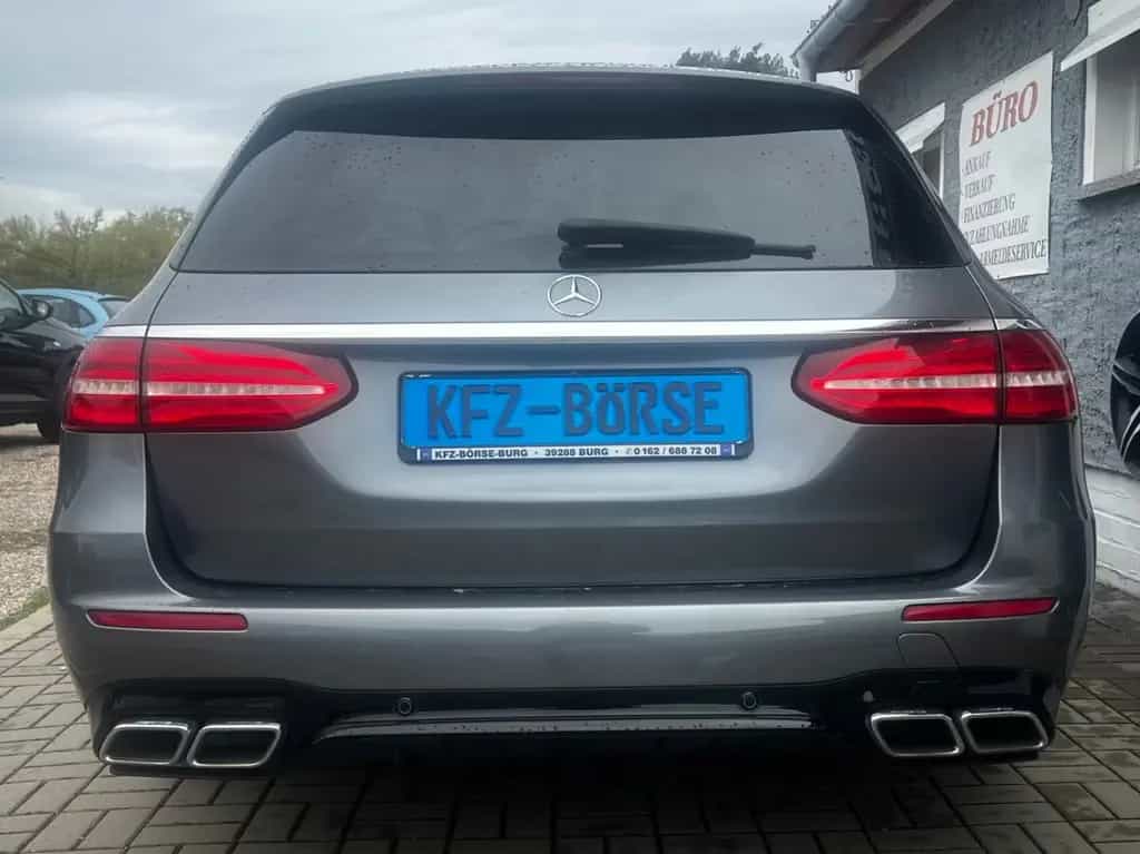 Mercedes-Benz E 63 AMG E63 AMG T 4Matic *Sp.auspuff*Matrix*Stzklm.*1.HD 08/2019-photo-4
