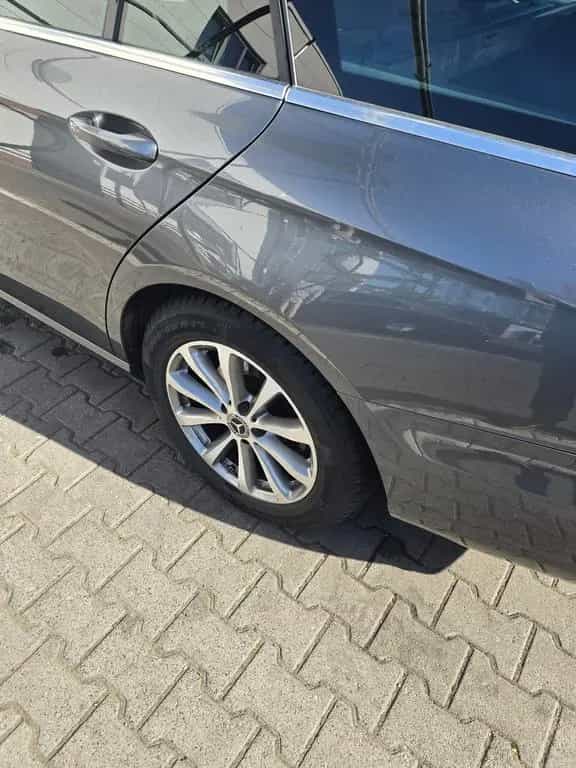 Mercedes-Benz E 200 T Autom. - 09/2021-photo-12
