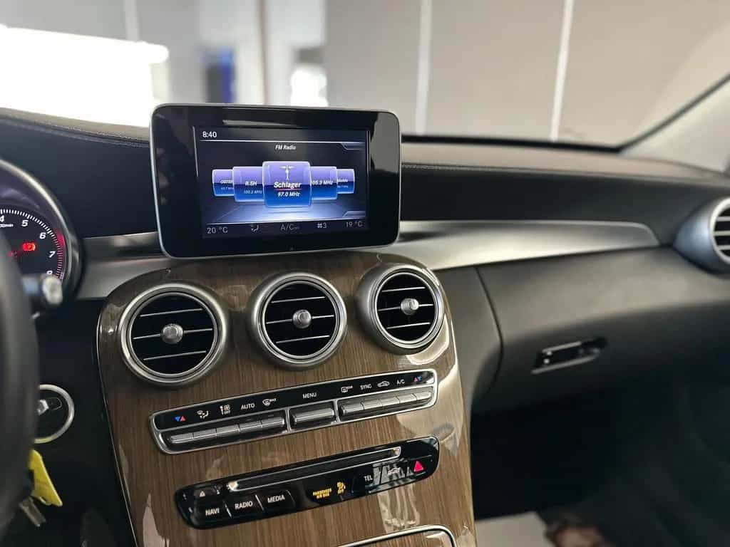 Mercedes-Benz C 200 CGI Exclusive *LED*AHK*TEMP*NAVI* 05/2017-photo-16