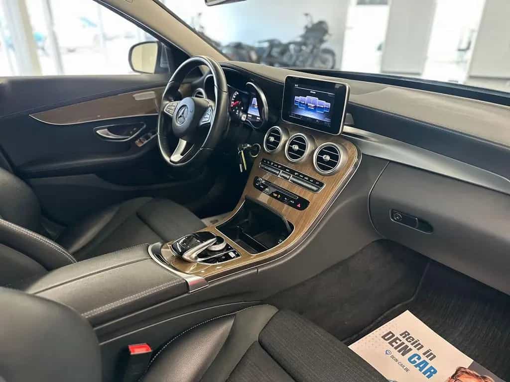 Mercedes-Benz C 200 CGI Exclusive *LED*AHK*TEMP*NAVI* 05/2017-photo-28