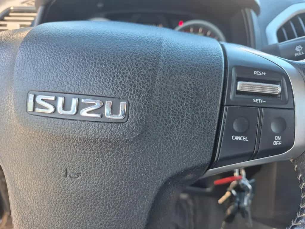 Isuzu D-Max Pickup-Hardtop 01/2019-photo-12
