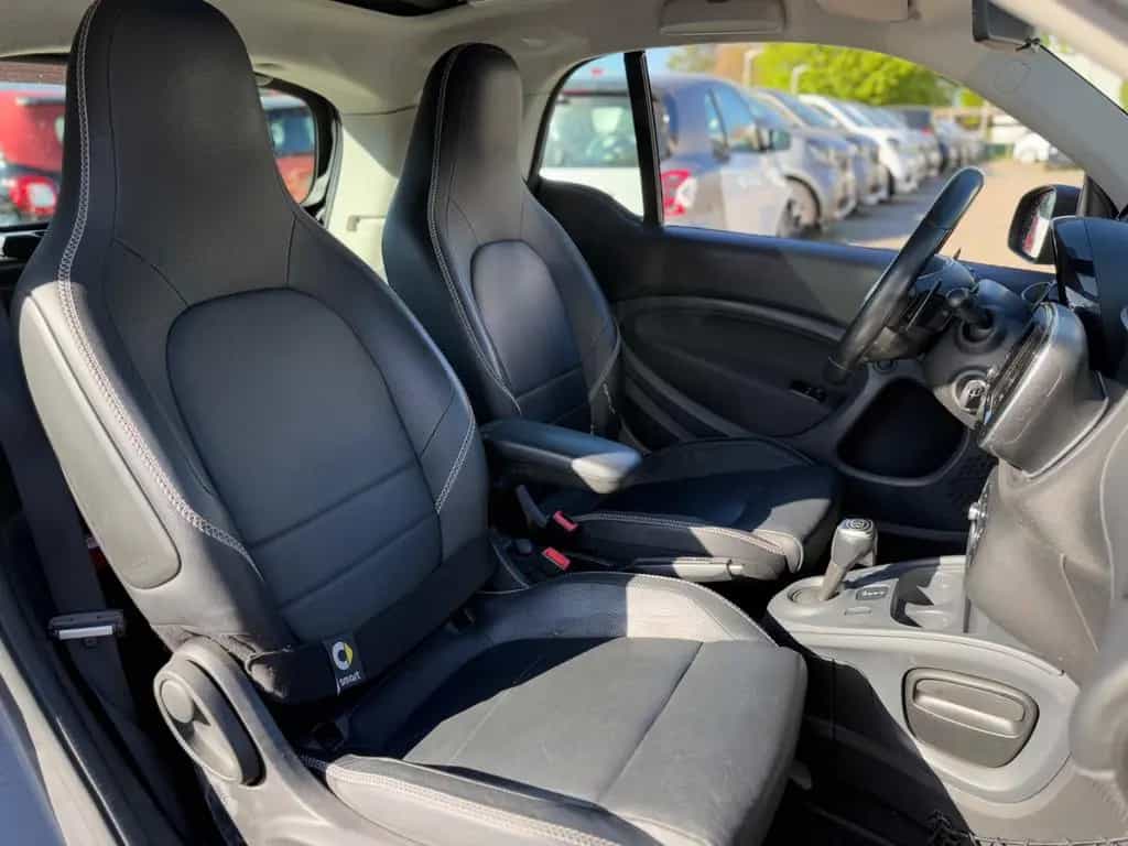 Smart ForTwo BRABUS-109PS*XCLUSIVE*1.HAND*KAMERA* 10/2016-photo-21