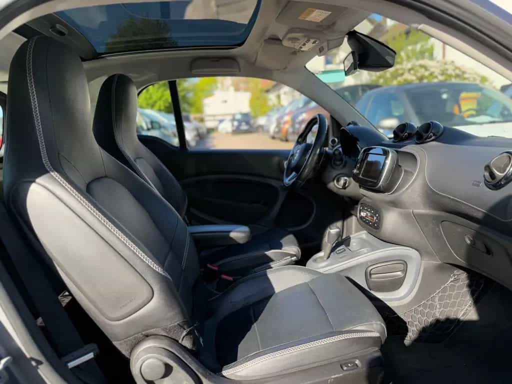 Smart ForTwo BRABUS-109PS*XCLUSIVE*1.HAND*KAMERA* 10/2016-photo-25