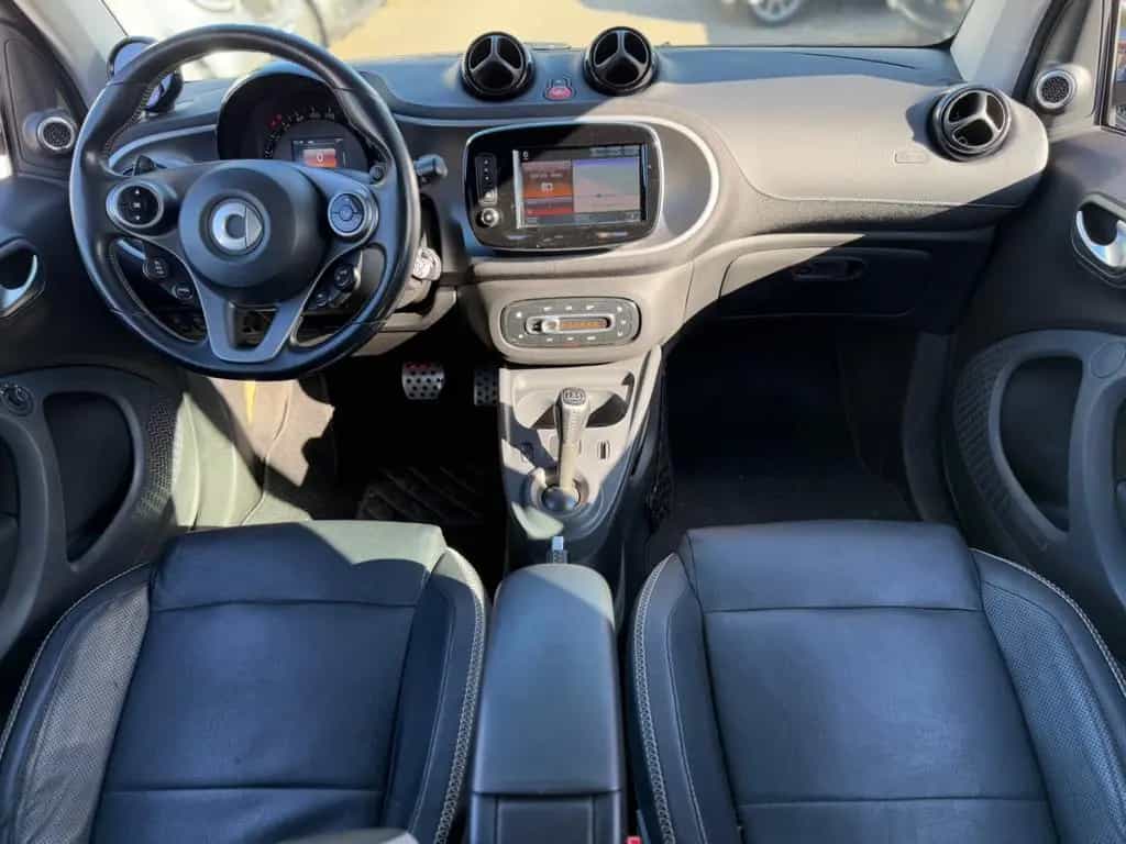 Smart ForTwo BRABUS-109PS*XCLUSIVE*1.HAND*KAMERA* 10/2016-photo-29