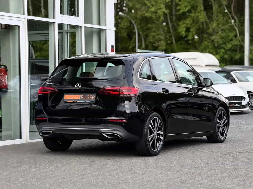 Mercedes-Benz B-Class Edition*CarPlay*PDC*Kamera*Temp*LED*Leder 11/2019-photo-3